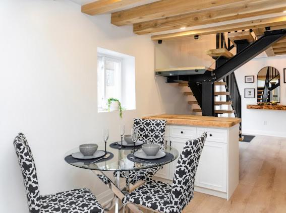Cozy Cottage Style House Kitchener Zewnętrze zdjęcie